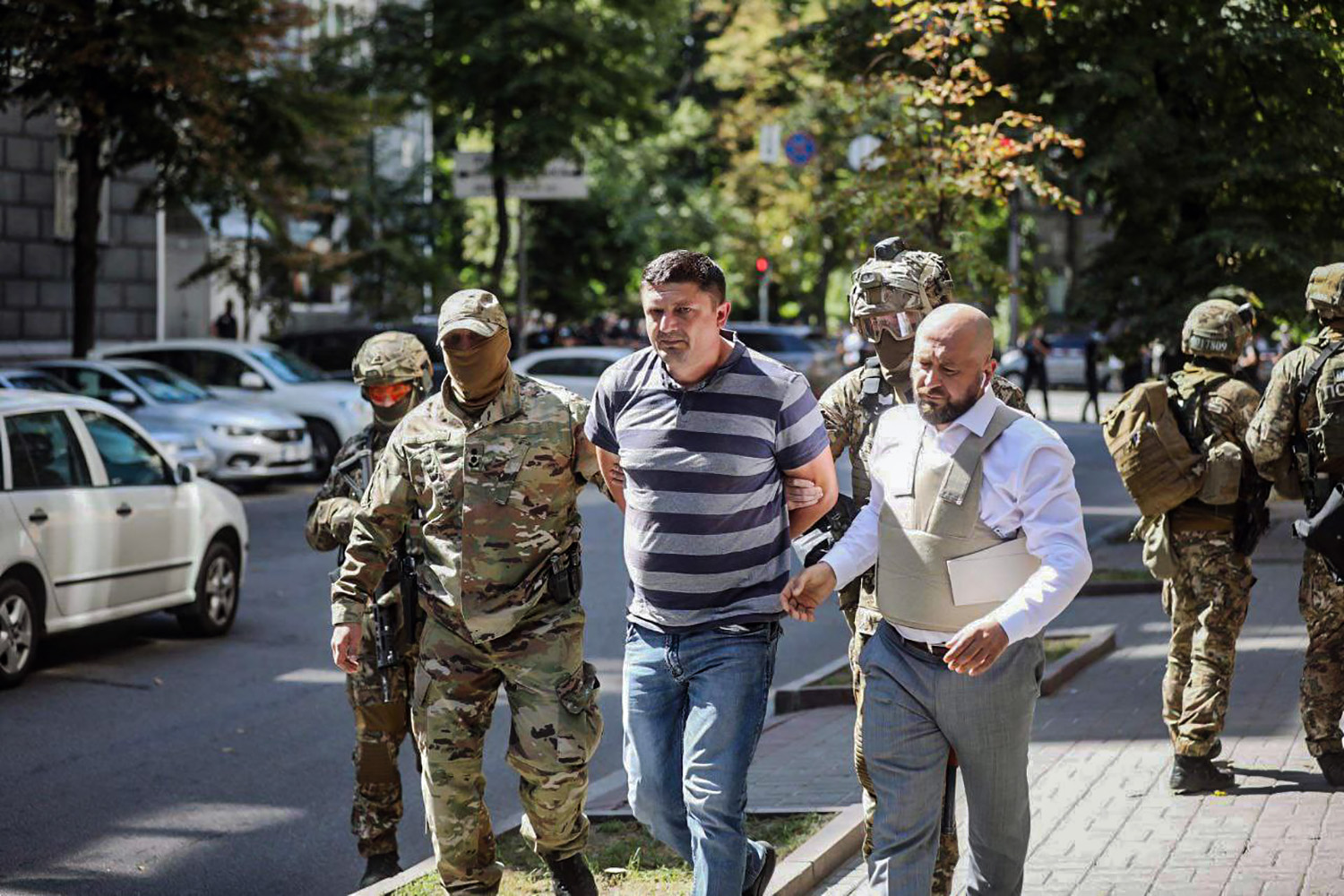 «Володю довела бюрократія» «Володю довела бюрократія»